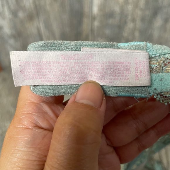 Victoria’s Secret Dream Angels Push Up Lined Underwire Bra 34C - Picture 10 of 11